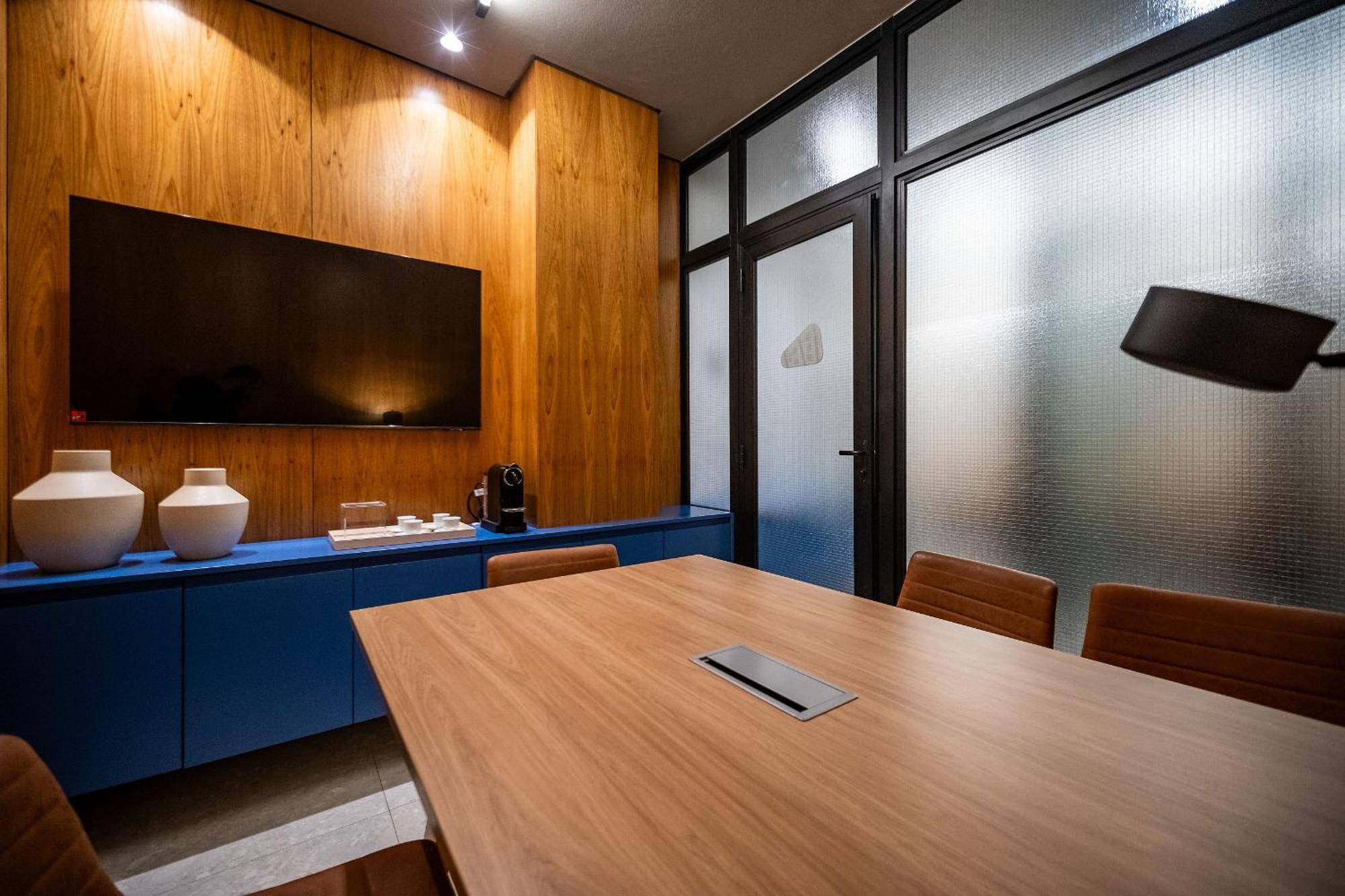 Apartamento Chique Loft No Leblon Com Varanda E Vista Cristo