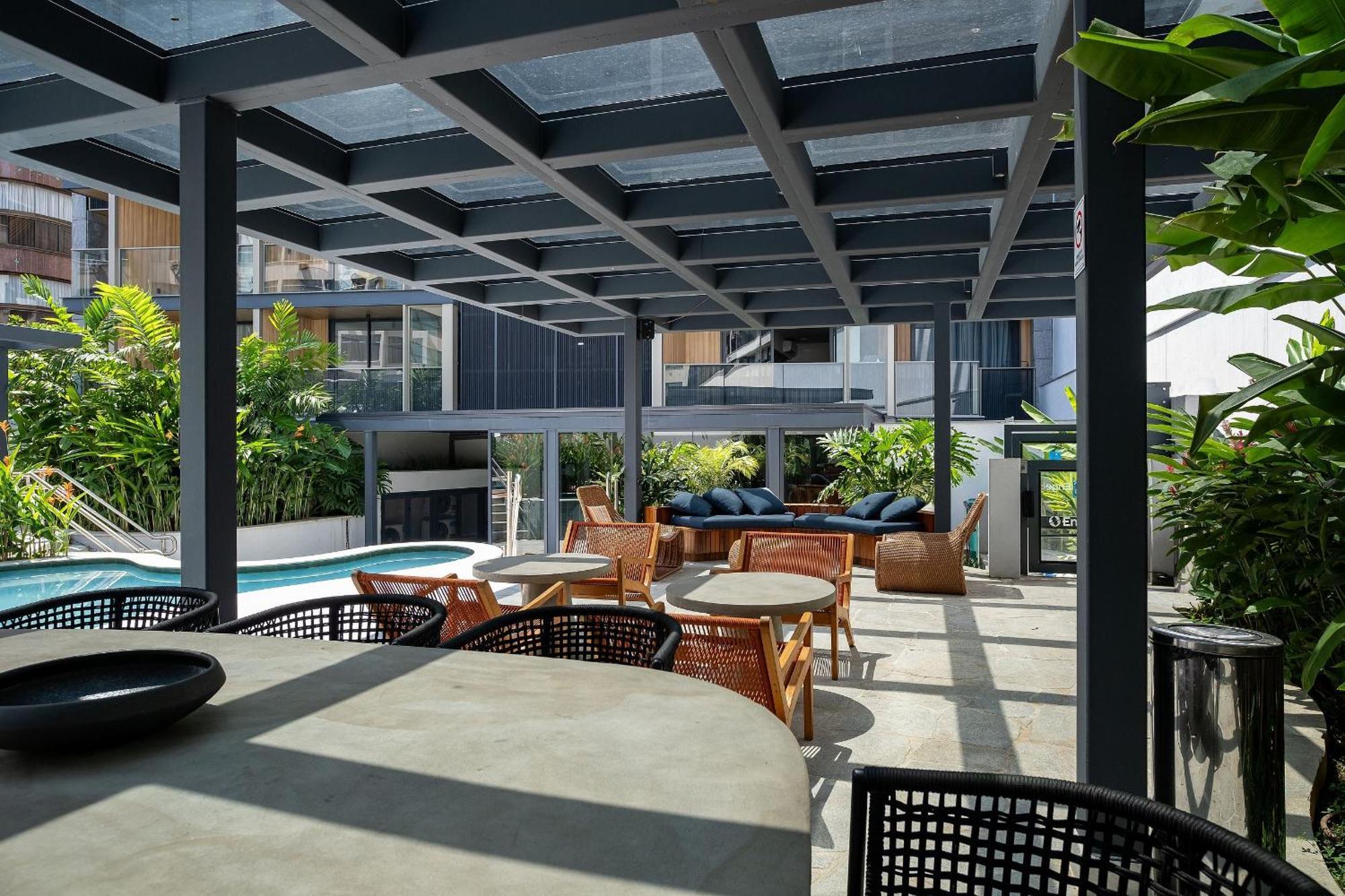 Apartamento Chique Loft No Leblon Com Varanda E Vista Cristo